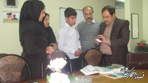 اهداء پکیج کامل قلم قرآنی به یکی ازمتقاضیان در سامانه الکترونیکی ارتباط مردم با دولت (سامد)
