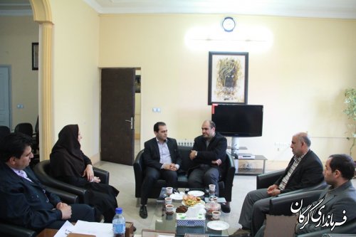 مدیر کل کتابخانه های عمومی استان گلستان با فرماندار دیدار کرد