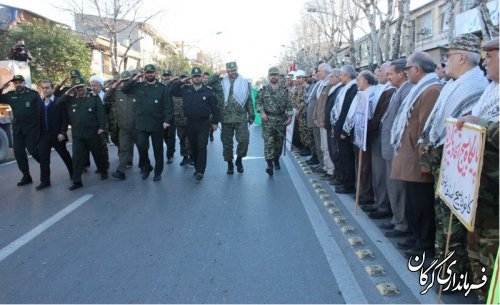 صبحگاه مشترک و رزمایش بزرگ فجر انقلاب اسلامی در گرگان برگزار شد