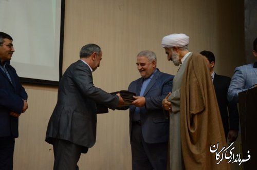 همایش جلوه های نور تجلیل از اساتید و مربیان قرآنی در گرگان برگزار شد