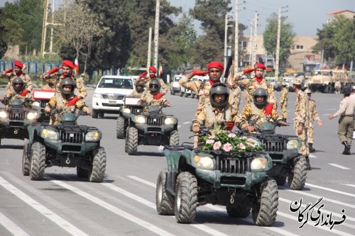 مراسم رژه نیروهای مسلح به مناسبت روز ارتش در گرگان برگزار شد
