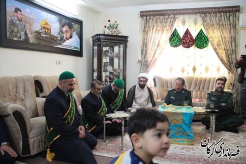 حضورو دیدارخدام مسجدمقدس جمکران از بیماران بیمارستان 5آذر و خانواده شهیدان مدافع حرم