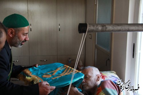 حضورو دیدارخدام مسجدمقدس جمکران از بیماران بیمارستان 5آذر و خانواده شهیدان مدافع حرم