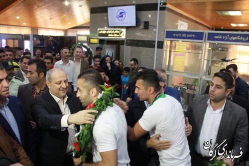 استقبال از قهرمانان کبدی آسیایی گلستان در فرودگاه بین المللی گرگان