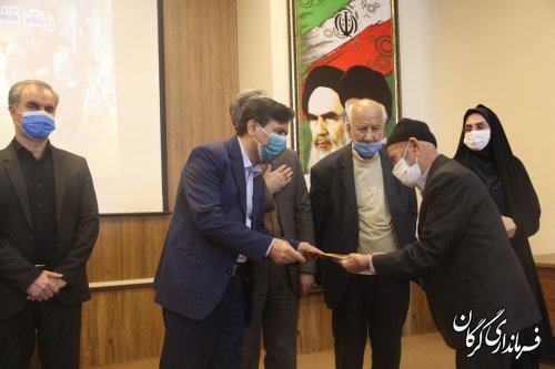 آیین نواختن زنگ گلبانگ انقلاب اسلامی به مناسبت دهه فجر در گرگان